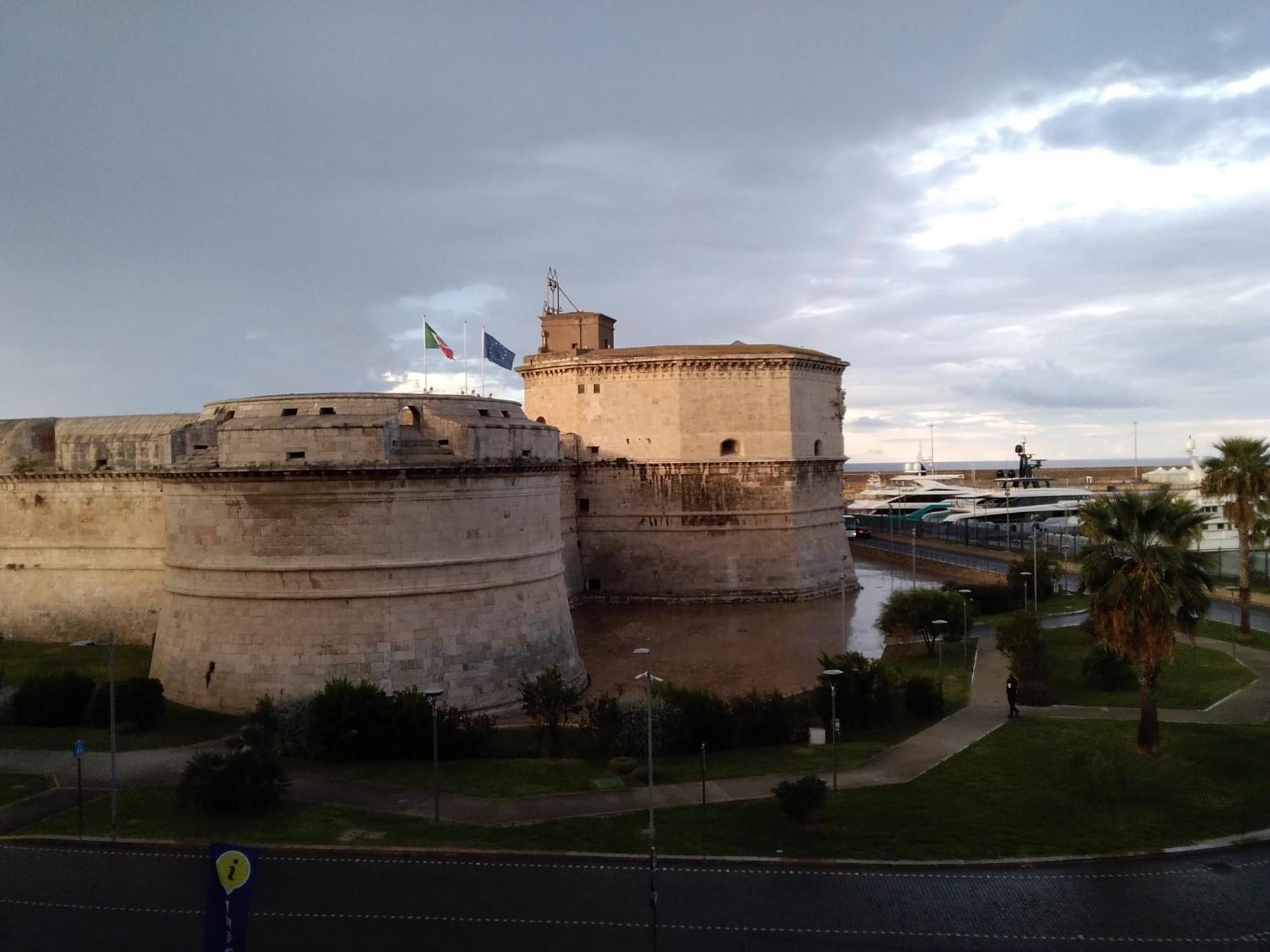 Ferienwohnung Quarta Strada Civitavecchia Exterior foto